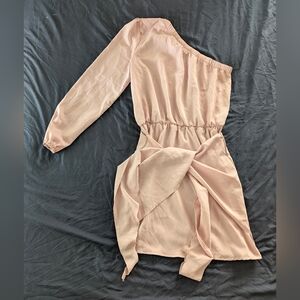 NWOT Ombhsd Off-Shoulder Dress